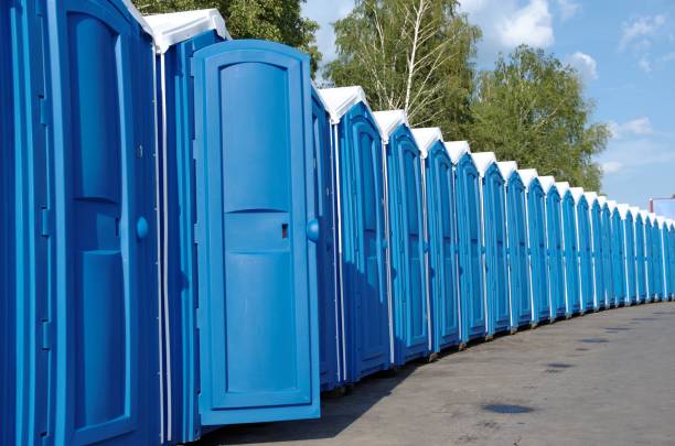 Porta potty delivery and setup in Anahuac, TX